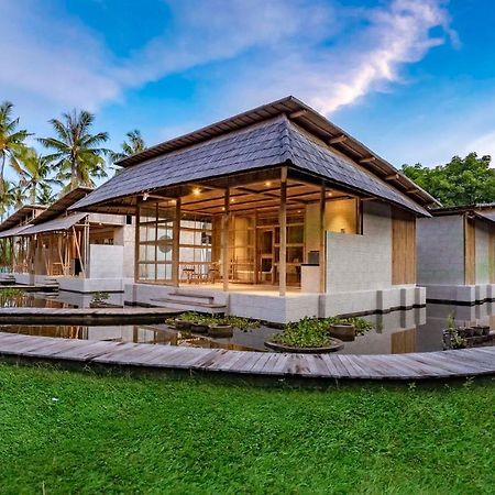 גילי מנו Pravasa Gili Resort By Kajane מראה חיצוני תמונה
